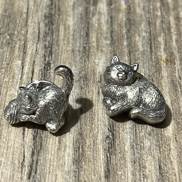 Source Unknown Accessories - Vintage pewter cat pin set -  kitten brooch set